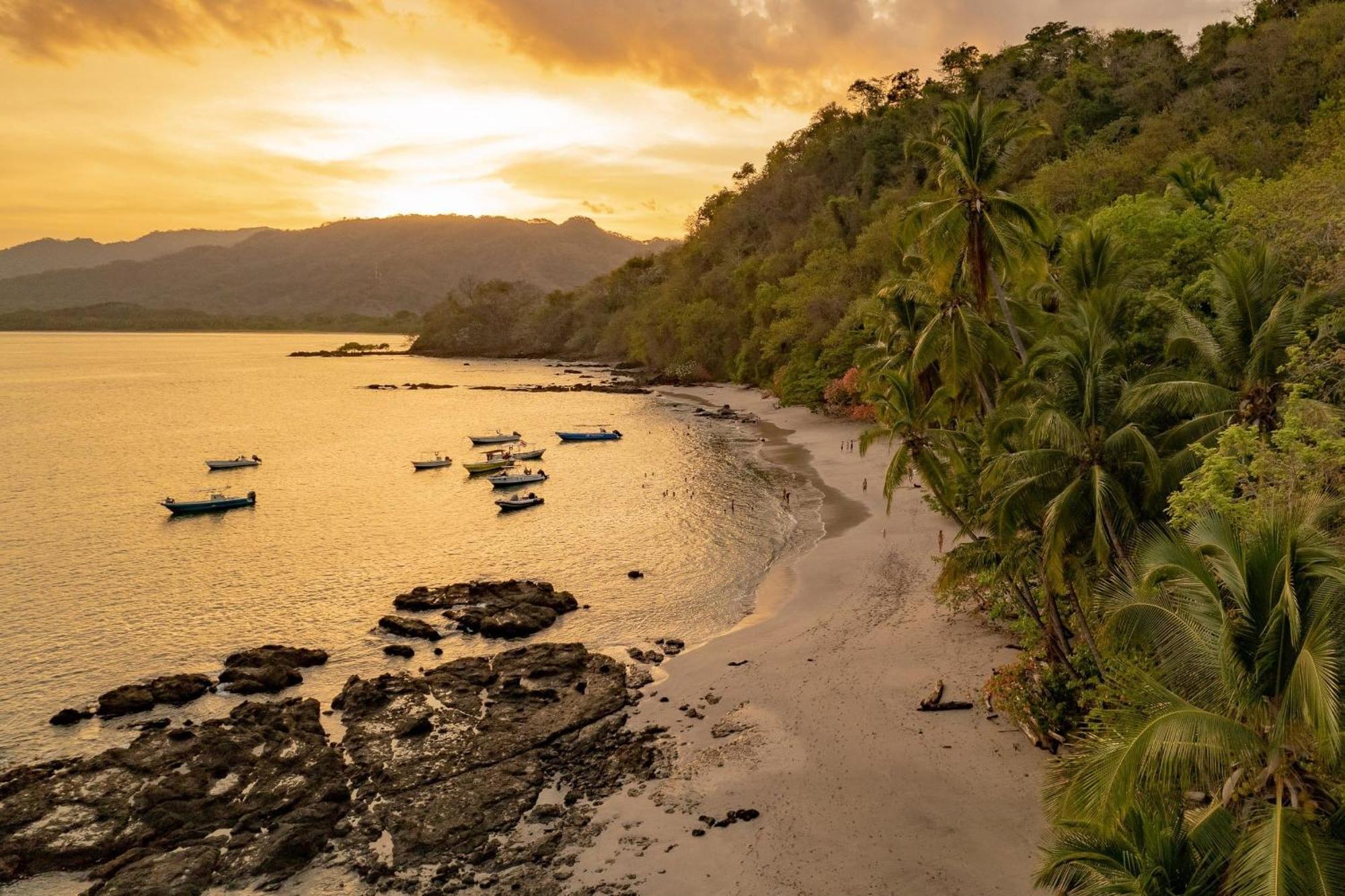 Los Vivos Beachfront Experience Pochote Bagian luar foto